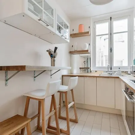 Apartment Amazing Flat For 4p In The 16th Paris